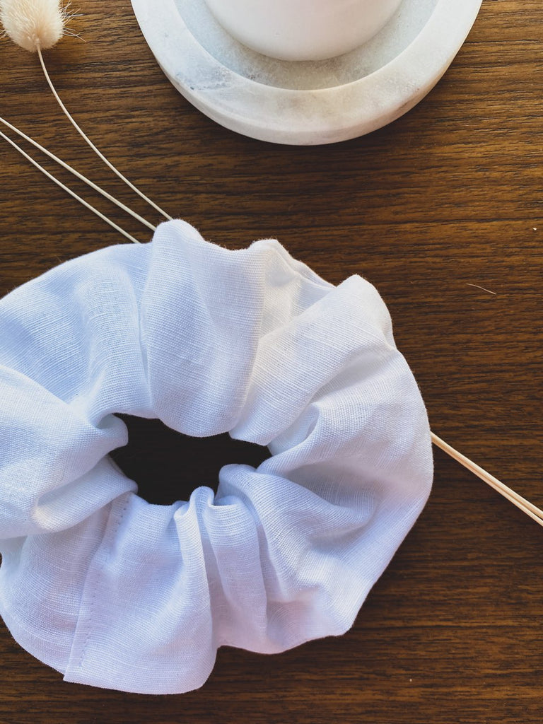 White Linen scrunchy